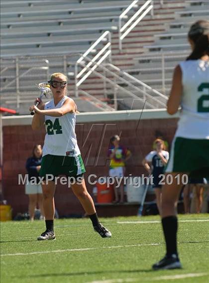 Thumbnail 1 in Farmingdale vs. Pittsford (NYSPHSAA Class A Semifinal) photogallery.