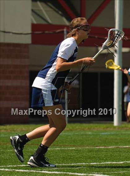 Thumbnail 2 in Farmingdale vs. Pittsford (NYSPHSAA Class A Semifinal) photogallery.