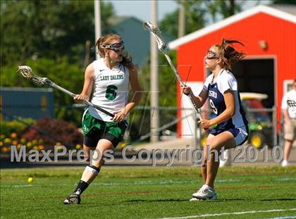 Thumbnail 1 in Farmingdale vs. Pittsford (NYSPHSAA Class A Semifinal) photogallery.