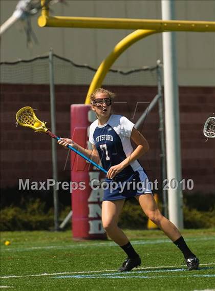 Thumbnail 1 in Farmingdale vs. Pittsford (NYSPHSAA Class A Semifinal) photogallery.
