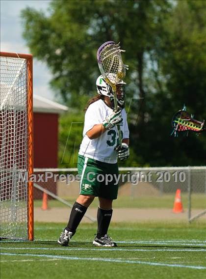 Thumbnail 3 in Farmingdale vs. Pittsford (NYSPHSAA Class A Semifinal) photogallery.
