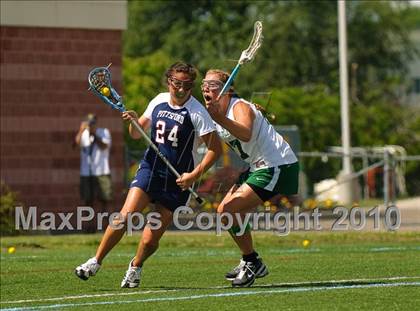 Thumbnail 2 in Farmingdale vs. Pittsford (NYSPHSAA Class A Semifinal) photogallery.