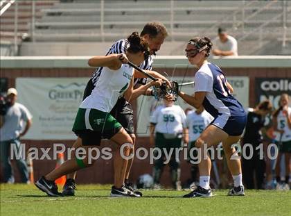 Thumbnail 3 in Farmingdale vs. Pittsford (NYSPHSAA Class A Semifinal) photogallery.