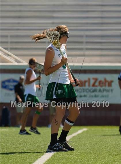 Thumbnail 2 in Farmingdale vs. Pittsford (NYSPHSAA Class A Semifinal) photogallery.