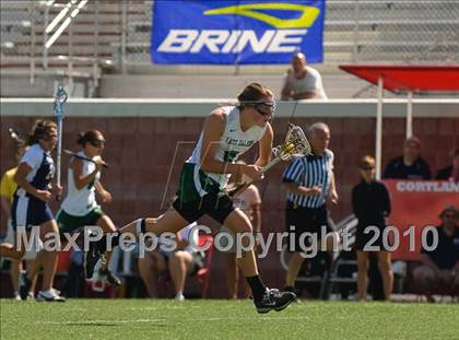 Thumbnail 2 in Farmingdale vs. Pittsford (NYSPHSAA Class A Semifinal) photogallery.