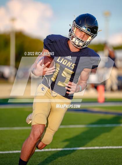 Thumbnail 1 in Lake Creek vs Bellaire photogallery.