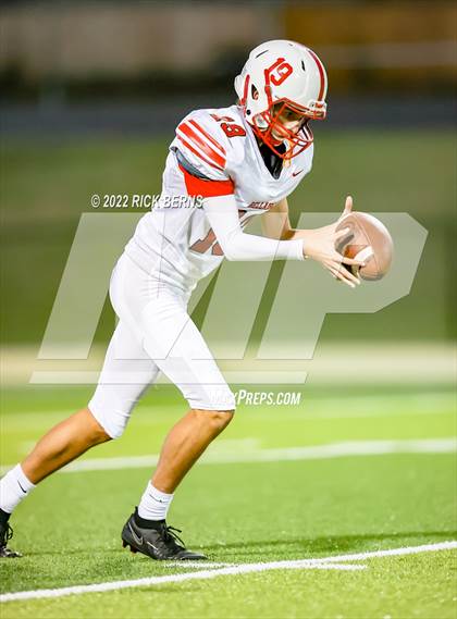 Thumbnail 1 in Lake Creek vs Bellaire photogallery.