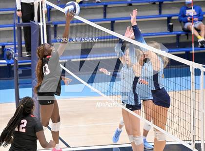 Thumbnail 2 in Cardinal Newman vs Dorman (Dorman Tournament of Champions) photogallery.