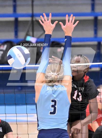 Thumbnail 1 in Cardinal Newman vs Dorman (Dorman Tournament of Champions) photogallery.