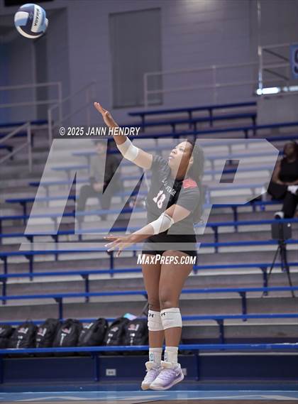 Thumbnail 2 in Cardinal Newman vs Dorman (Dorman Tournament of Champions) photogallery.