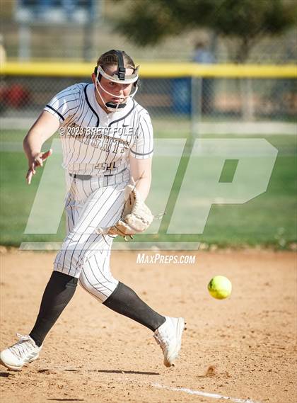 Thumbnail 3 in Lincoln Southeast vs Columbus (HAC Tournament) photogallery.