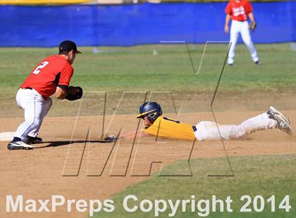 Thumbnail 2 in Santa Fe Christian @ Bonita Vista (CIF-SDS D2 Semifinal) photogallery.