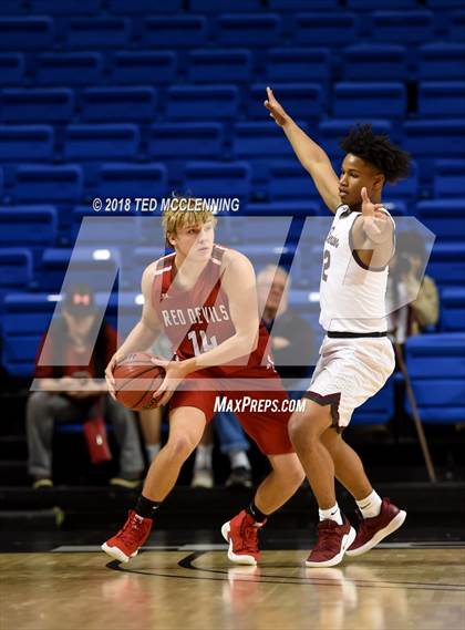 Thumbnail 3 in Mountain Pine vs Benton (Chartwells Spa City Shootout) photogallery.