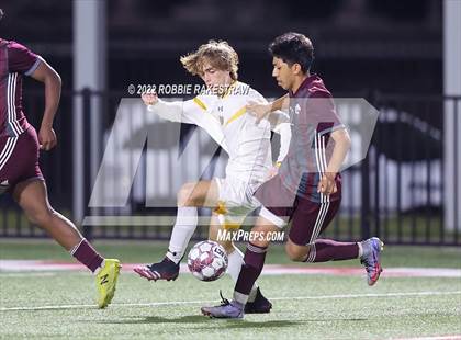 Thumbnail 1 in Whitehouse vs. Forney (UIL 5A Region II Area Playoff) photogallery.