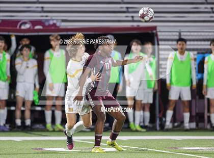 Thumbnail 1 in Whitehouse vs. Forney (UIL 5A Region II Area Playoff) photogallery.