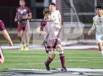 Thumbnail 2 in Whitehouse vs. Forney (UIL 5A Region II Area Playoff) photogallery.