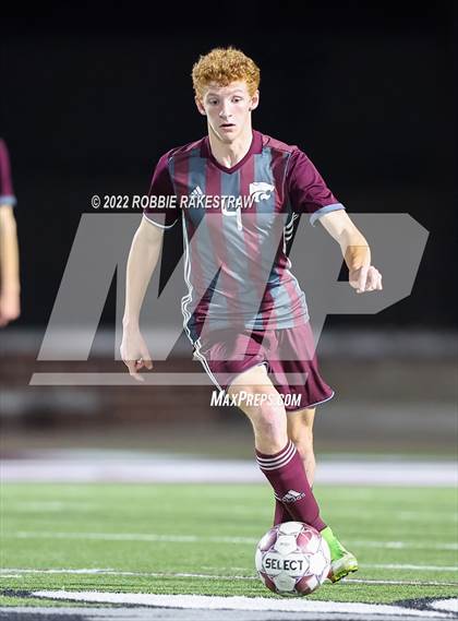 Thumbnail 3 in Whitehouse vs. Forney (UIL 5A Region II Area Playoff) photogallery.