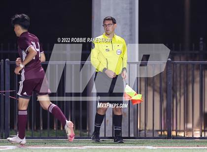 Thumbnail 1 in Whitehouse vs. Forney (UIL 5A Region II Area Playoff) photogallery.