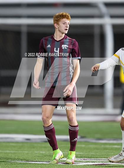 Thumbnail 1 in Whitehouse vs. Forney (UIL 5A Region II Area Playoff) photogallery.