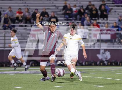 Thumbnail 2 in Whitehouse vs. Forney (UIL 5A Region II Area Playoff) photogallery.