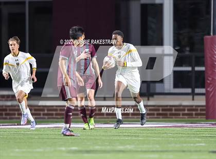 Thumbnail 1 in Whitehouse vs. Forney (UIL 5A Region II Area Playoff) photogallery.