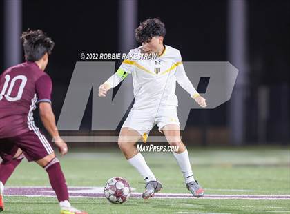 Thumbnail 2 in Whitehouse vs. Forney (UIL 5A Region II Area Playoff) photogallery.