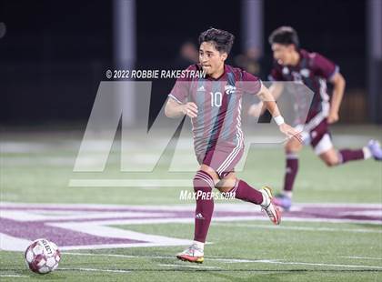 Thumbnail 3 in Whitehouse vs. Forney (UIL 5A Region II Area Playoff) photogallery.