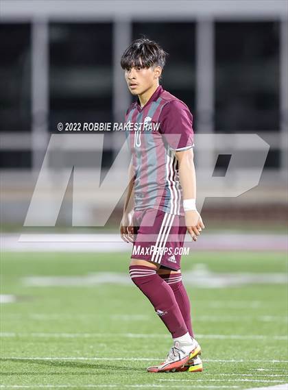 Thumbnail 3 in Whitehouse vs. Forney (UIL 5A Region II Area Playoff) photogallery.