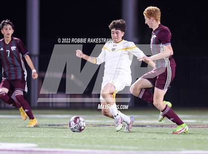 Thumbnail 2 in Whitehouse vs. Forney (UIL 5A Region II Area Playoff) photogallery.