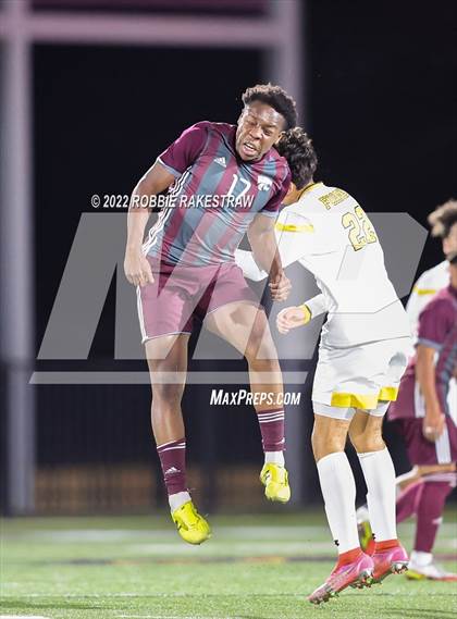 Thumbnail 2 in Whitehouse vs. Forney (UIL 5A Region II Area Playoff) photogallery.