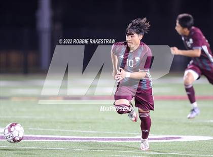 Thumbnail 2 in Whitehouse vs. Forney (UIL 5A Region II Area Playoff) photogallery.