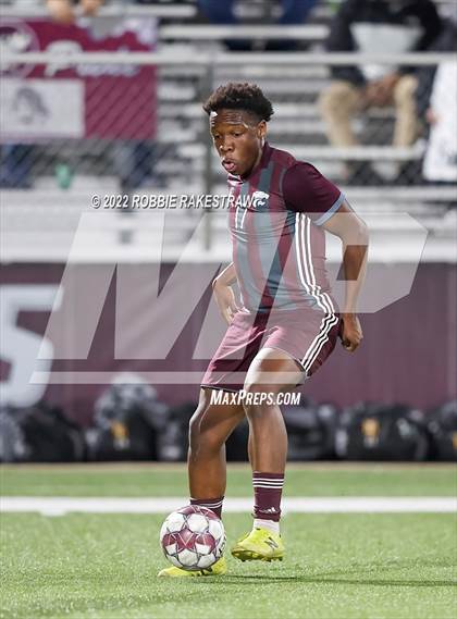 Thumbnail 1 in Whitehouse vs. Forney (UIL 5A Region II Area Playoff) photogallery.