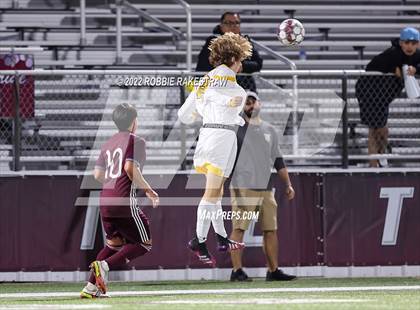 Thumbnail 3 in Whitehouse vs. Forney (UIL 5A Region II Area Playoff) photogallery.