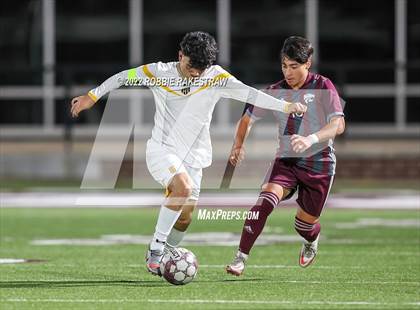 Thumbnail 3 in Whitehouse vs. Forney (UIL 5A Region II Area Playoff) photogallery.
