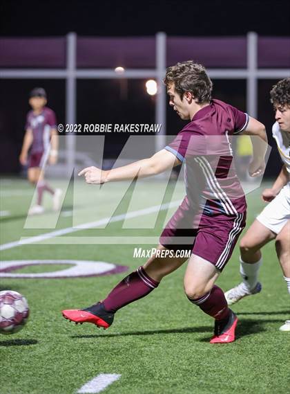 Thumbnail 3 in Whitehouse vs. Forney (UIL 5A Region II Area Playoff) photogallery.