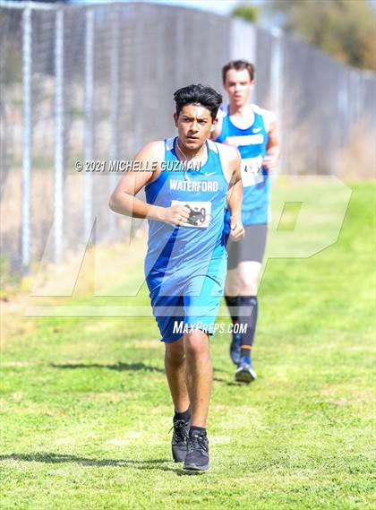 Thumbnail 2 in River Bluff Cross Country Meet photogallery.