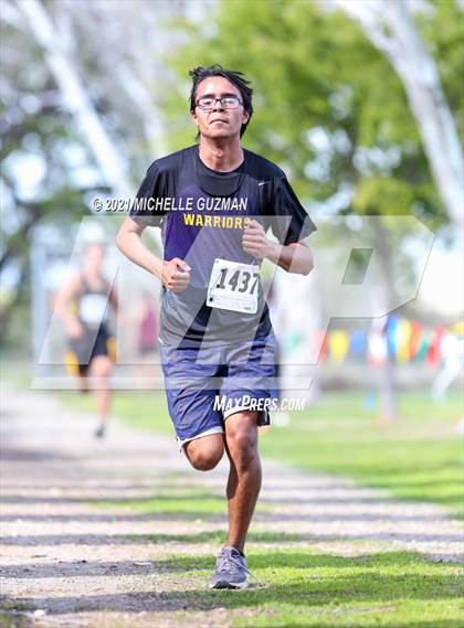 Thumbnail 1 in River Bluff Cross Country Meet photogallery.
