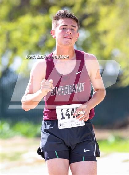 Thumbnail 2 in River Bluff Cross Country Meet photogallery.