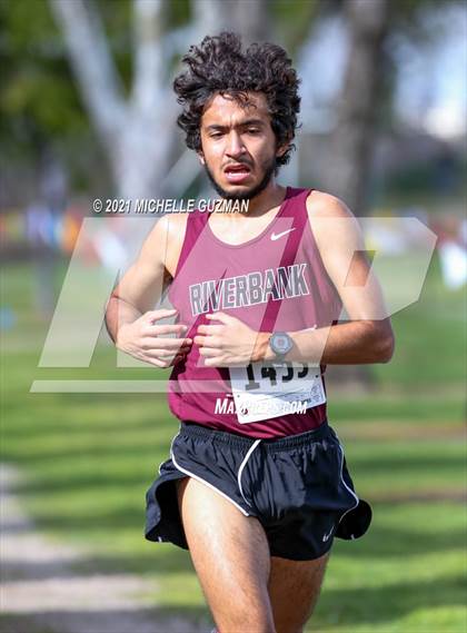 Thumbnail 2 in River Bluff Cross Country Meet photogallery.