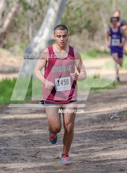 Thumbnail 1 in River Bluff Cross Country Meet photogallery.