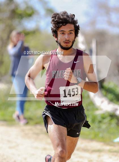 Thumbnail 2 in River Bluff Cross Country Meet photogallery.