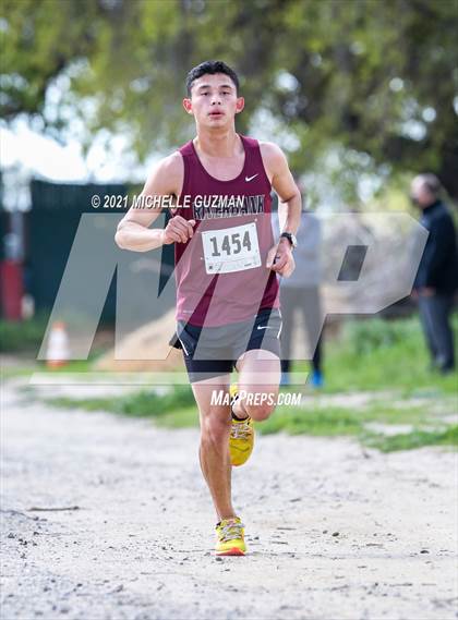 Thumbnail 1 in River Bluff Cross Country Meet photogallery.