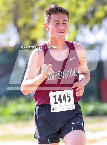 Thumbnail 1 in River Bluff Cross Country Meet photogallery.