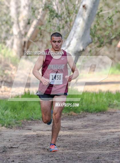 Thumbnail 1 in River Bluff Cross Country Meet photogallery.
