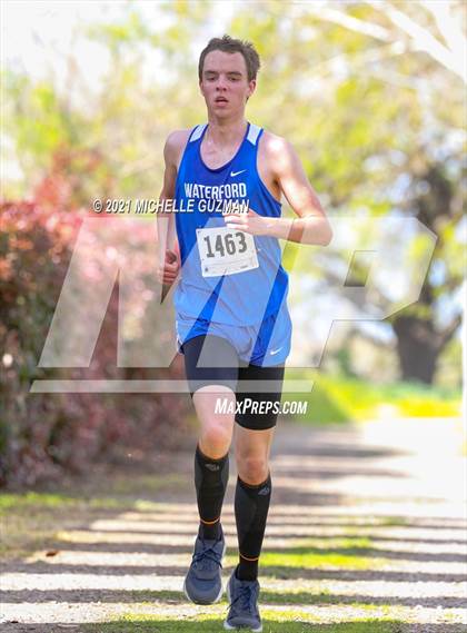 Thumbnail 1 in River Bluff Cross Country Meet photogallery.