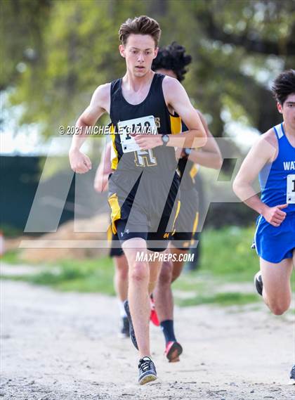 Thumbnail 2 in River Bluff Cross Country Meet photogallery.