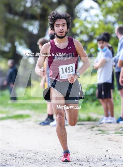 Thumbnail 2 in River Bluff Cross Country Meet photogallery.