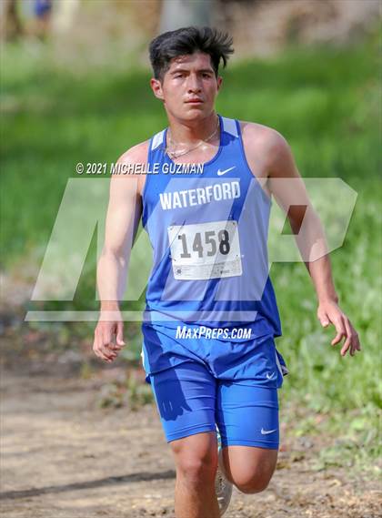 Thumbnail 2 in River Bluff Cross Country Meet photogallery.
