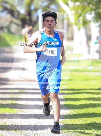 Thumbnail 1 in River Bluff Cross Country Meet photogallery.