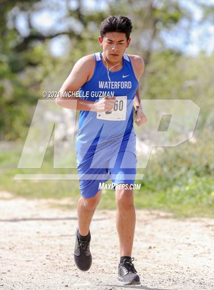 Thumbnail 1 in River Bluff Cross Country Meet photogallery.